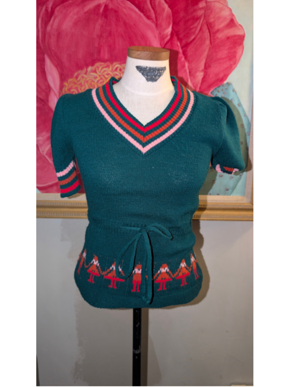 Vintage Garland V-Neck Sweater Medium Green Red Knit Pullover